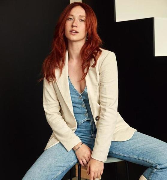 Marit B. – Fashion Sedcard-Foto 5 bei JustInCast