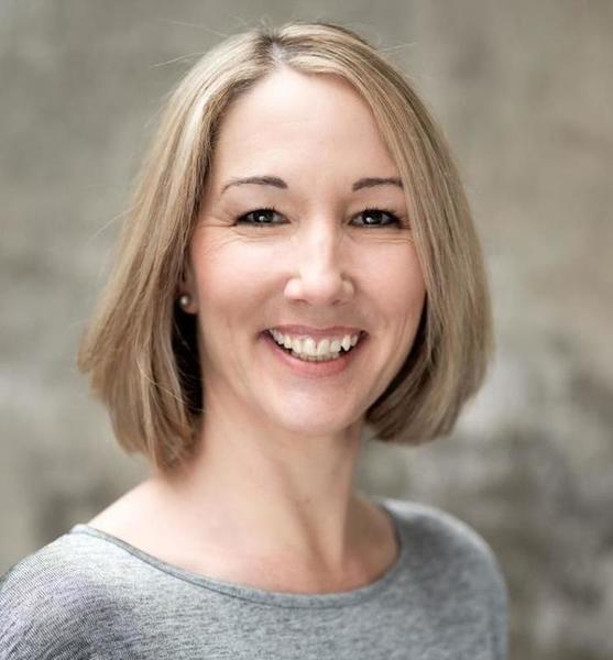 Corine B. – Schauspiel Sedcard-Foto 3 bei JustInCast