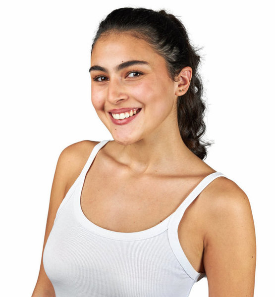 Naima L. – Real People Sedcard-Foto 4 bei JustInCast