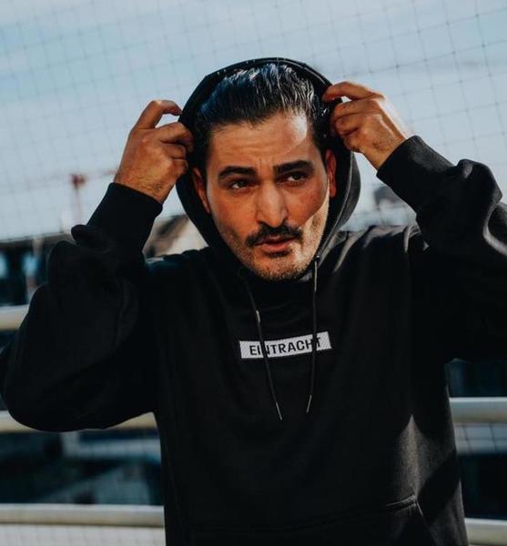 Cengiz E. – Schauspiel Sedcard-Foto 3 bei JustInCast