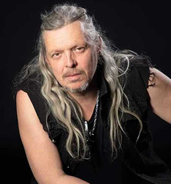 Harald  S. – Schauspiel Sedcard-Foto 3 bei JustInCast