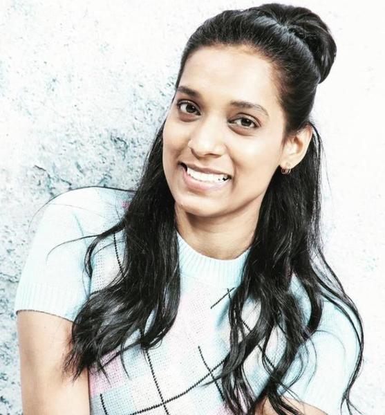 Madhura  P. – Fashion sedcard image 3 at JustInCast