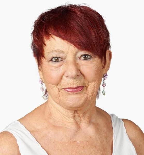 Brigitte G. – Real People Sedcard-Foto 5 bei JustInCast