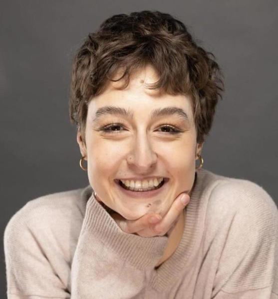 Shirin M. – Schauspiel Sedcard-Foto 3 bei JustInCast
