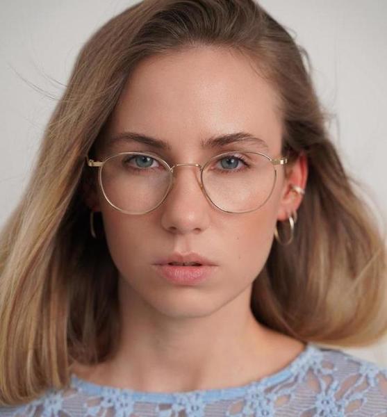 Ewelin P. – Fashion Sedcard-Foto 4 bei JustInCast
