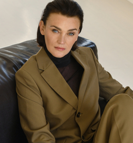 Irina S. – Fashion Sedcard-Foto 3 bei JustInCast