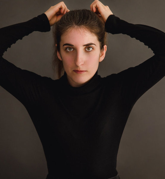 Carina M. – Schauspiel Sedcard-Foto 2 bei JustInCast