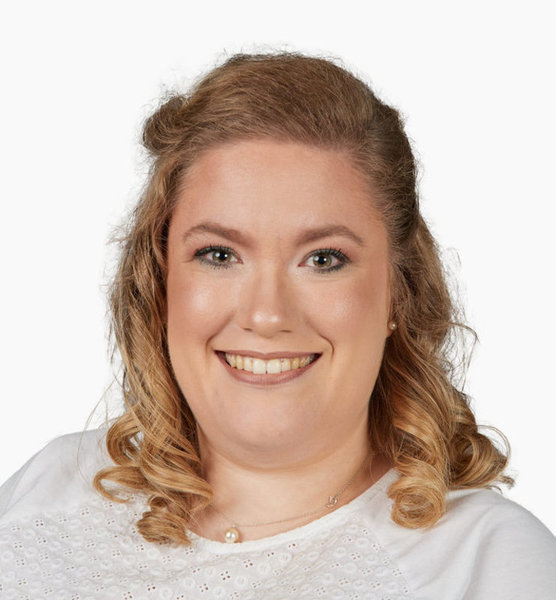 Juliana F. – Real People Sedcard-Foto 2 bei JustInCast