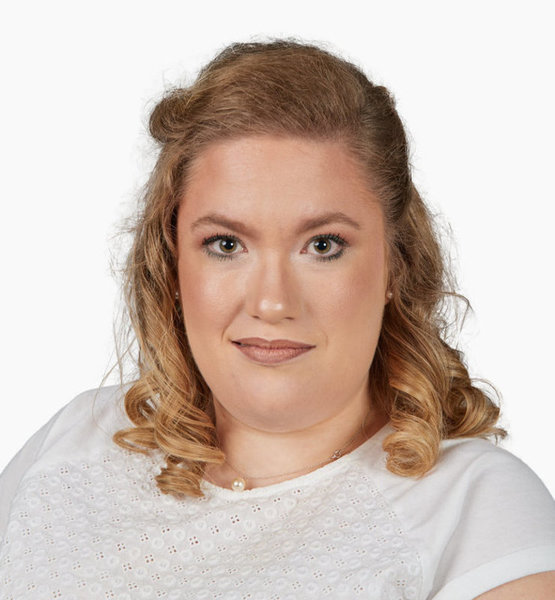 Juliana F. – Real People Sedcard-Foto 5 bei JustInCast