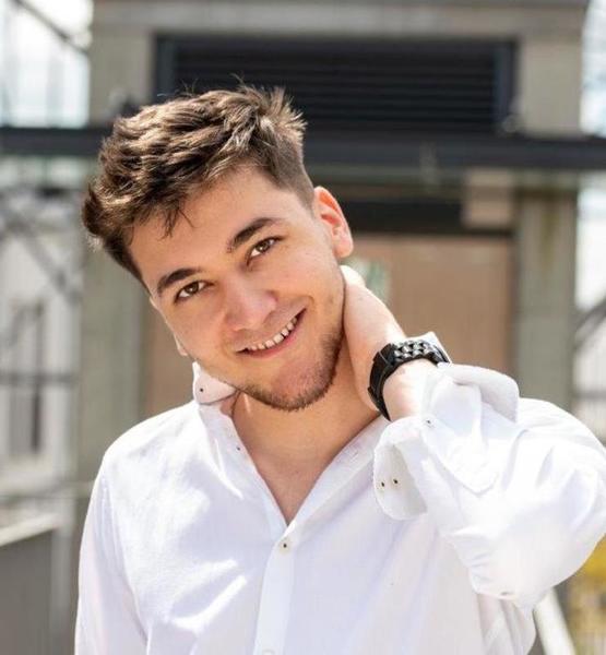 Sinan E. – Schauspiel Sedcard-Foto 2 bei JustInCast