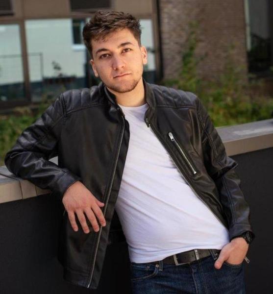 Sinan E. – Schauspiel Sedcard-Foto 3 bei JustInCast