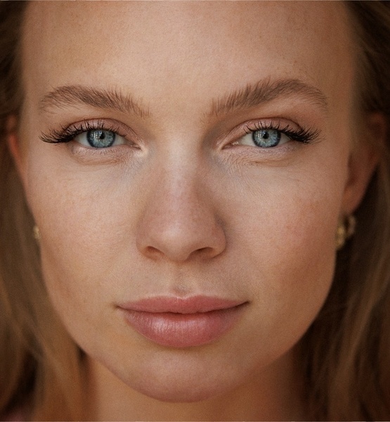 Tabea W. – Fashion Sedcard-Foto 2 bei JustInCast