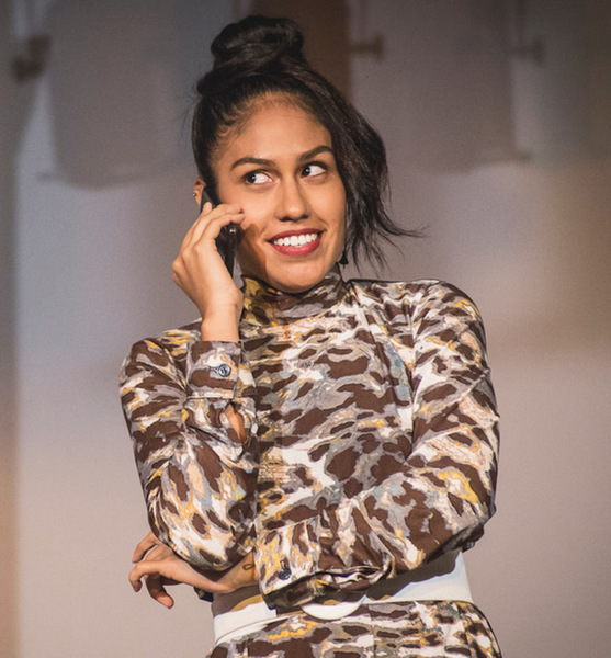 Gabriela N. – Schauspiel Sedcard-Foto 5 bei JustInCast