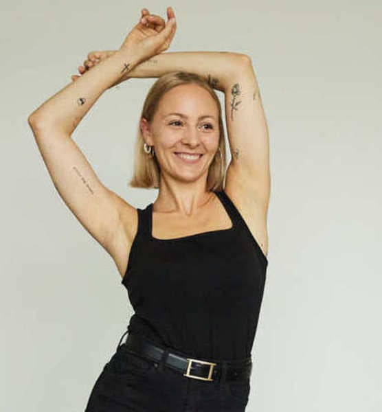 Michaela P. – Fashion Sedcard-Foto 5 bei JustInCast