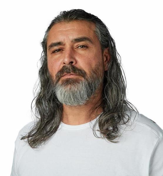 Tanju K. – Real People Sedcard-Foto 5 bei JustInCast