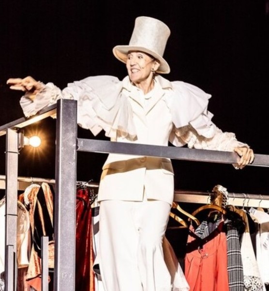 Violeta M. – Schauspiel Sedcard-Foto 3 bei JustInCast