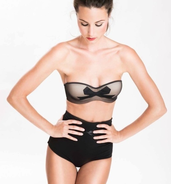 Giuliana B. – Tanz Sedcard-Foto 5 bei JustInCast