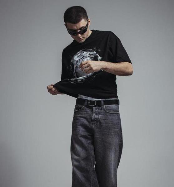 Mario E. – Tanz Sedcard-Foto 5 bei JustInCast