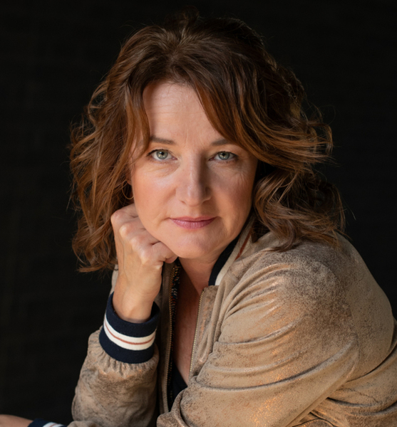 Carmen  N. – Schauspiel Sedcard-Foto 3 bei JustInCast