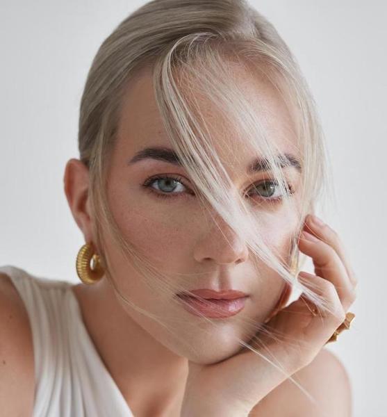 Doreen F. – Fashion Profilbild bei JustInCast