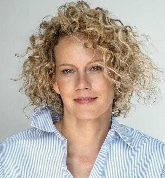 Andra Maria B. – Schauspiel Sedcard-Foto 2 bei JustInCast