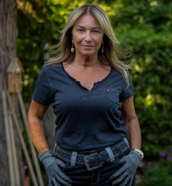 Sibylle S. – Schauspiel Sedcard-Foto 5 bei JustInCast