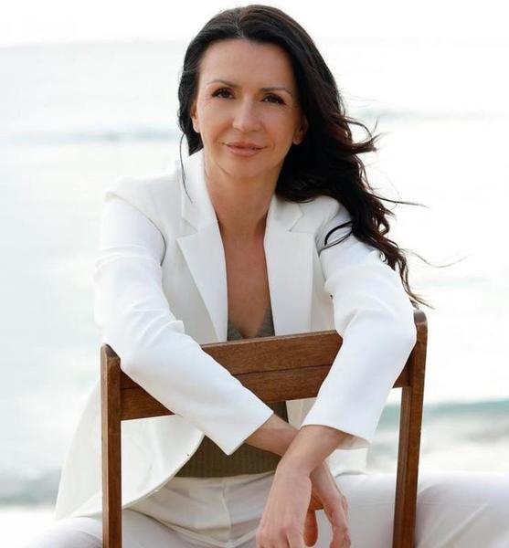 Katalin P. – Fashion Sedcard-Foto 3 bei JustInCast