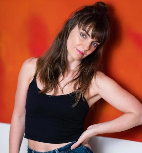 Irena T. – Schauspiel Sedcard-Foto 6 bei JustInCast
