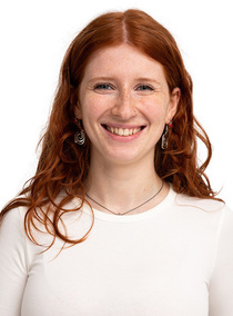 Laura – Real People & New Faces Sedcard bei JustInCast