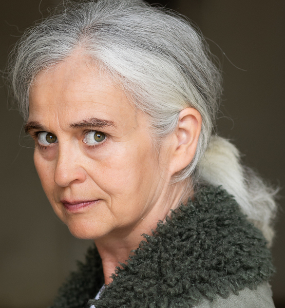Klaudia S. – Schauspiel Sedcard-Foto 2 bei JustInCast