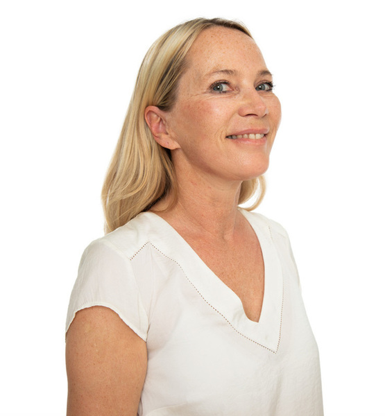 Constance A. – Real People Sedcard-Foto 2 bei JustInCast