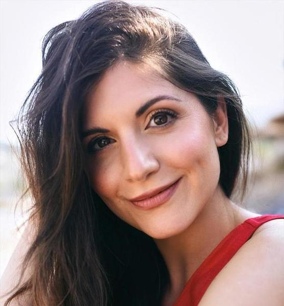 Bella P. – Fashion Profilbild bei JustInCast