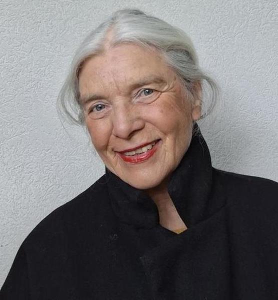 Liane S. – Schauspiel Sedcard-Foto 3 bei JustInCast