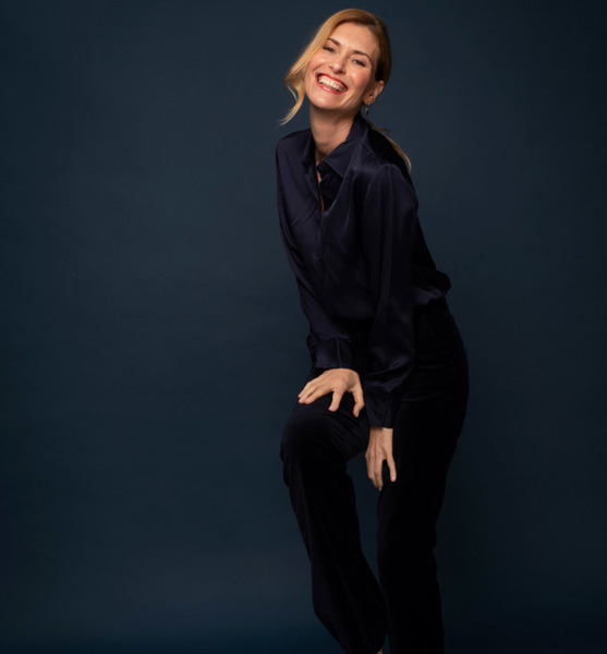 Andra K. – Schauspiel Sedcard-Foto 2 bei JustInCast