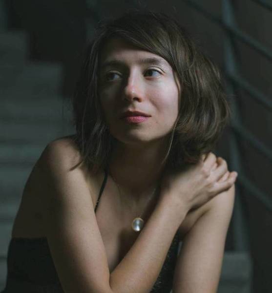 Fidan A. – Schauspiel Sedcard-Foto 3 bei JustInCast