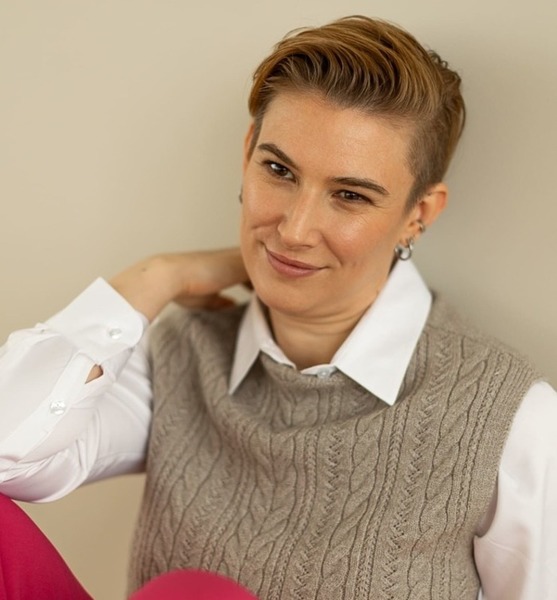 Christine K. – Schauspiel Sedcard-Foto 5 bei JustInCast