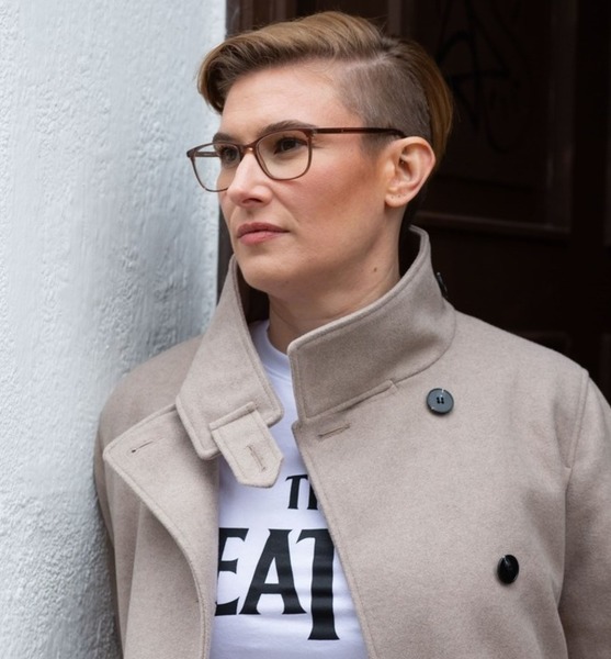 Christine K. – Schauspiel Sedcard-Foto 4 bei JustInCast