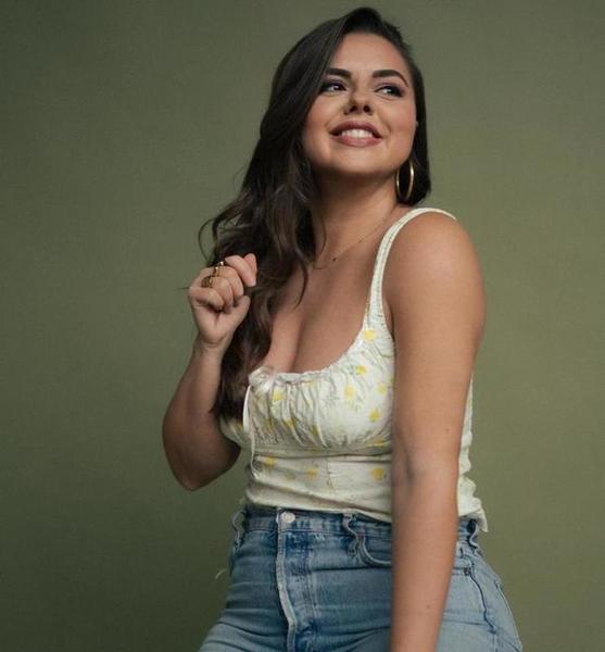 Janina T. – Schauspiel Sedcard-Foto 6 bei JustInCast