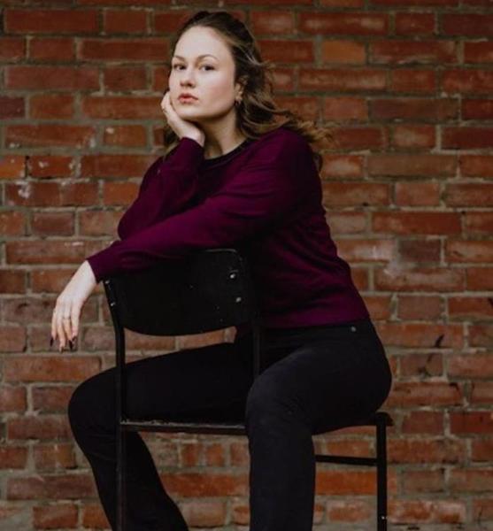 Noemi D. – Schauspiel Sedcard-Foto 4 bei JustInCast