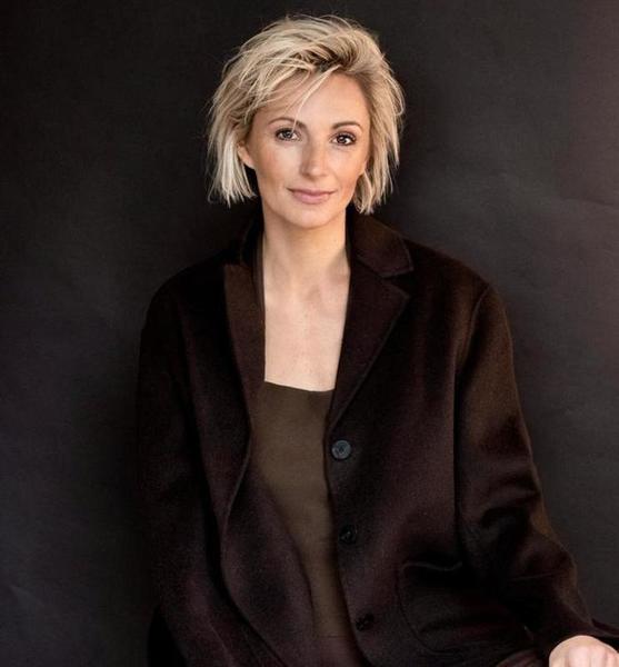 Jennifer W. – Schauspiel Sedcard-Foto 2 bei JustInCast