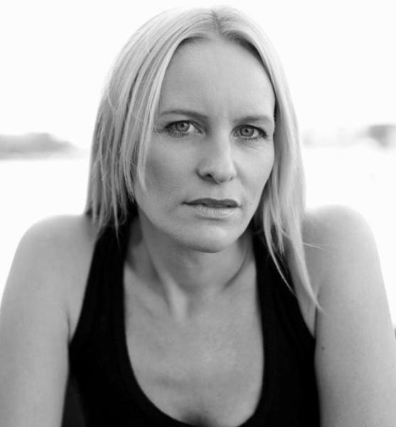 Daniela G. – Acting sedcard image 3 at JustInCast