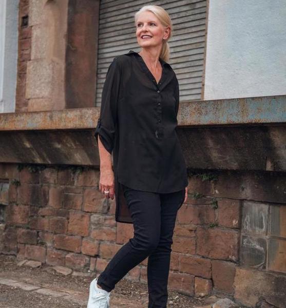Andrea L. – Schauspiel Sedcard-Foto 5 bei JustInCast