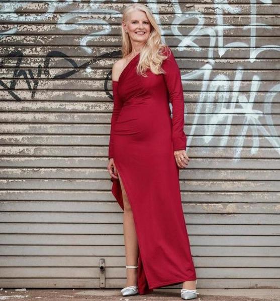 Andrea L. – Schauspiel Sedcard-Foto 2 bei JustInCast