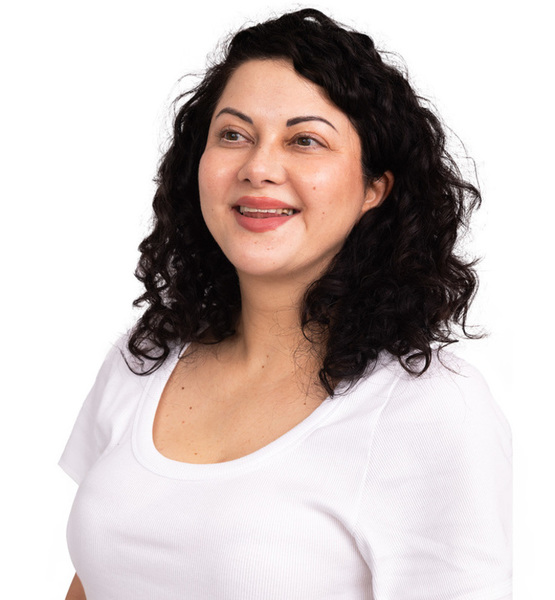 Derya  S. – Real People Sedcard-Foto 5 bei JustInCast