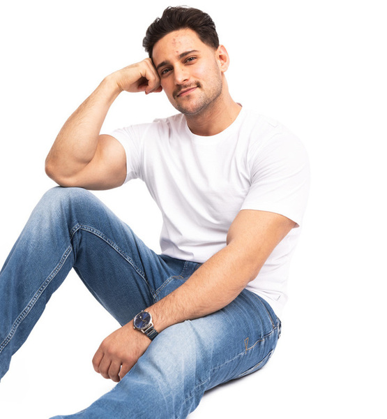 Yamen M. – Real People Sedcard-Foto 5 bei JustInCast
