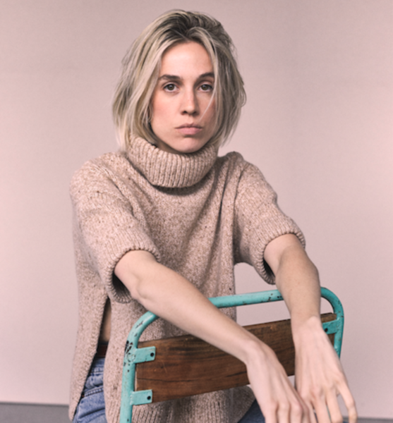 Scarlette O. – Fashion Sedcard-Foto 2 bei JustInCast