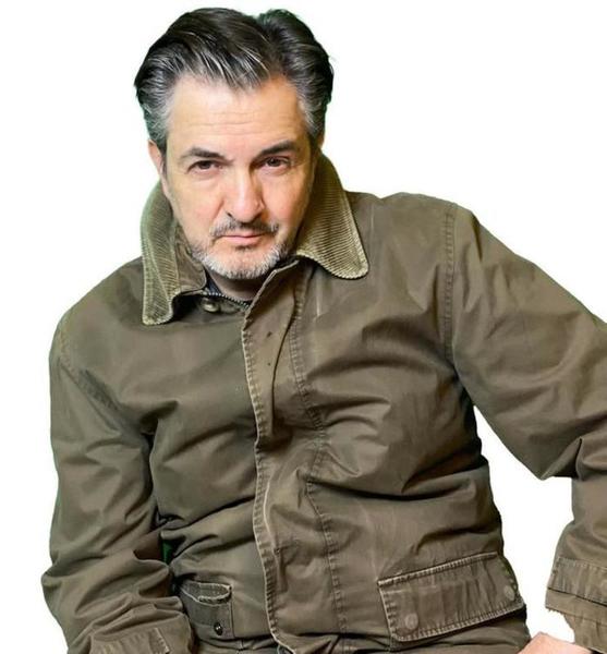 100075 chris 33  copy 