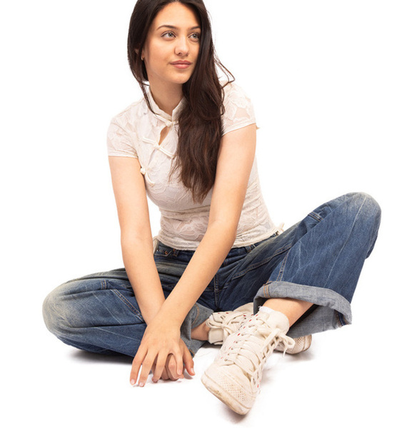 Beyza A. – Real People Sedcard-Foto 2 bei JustInCast