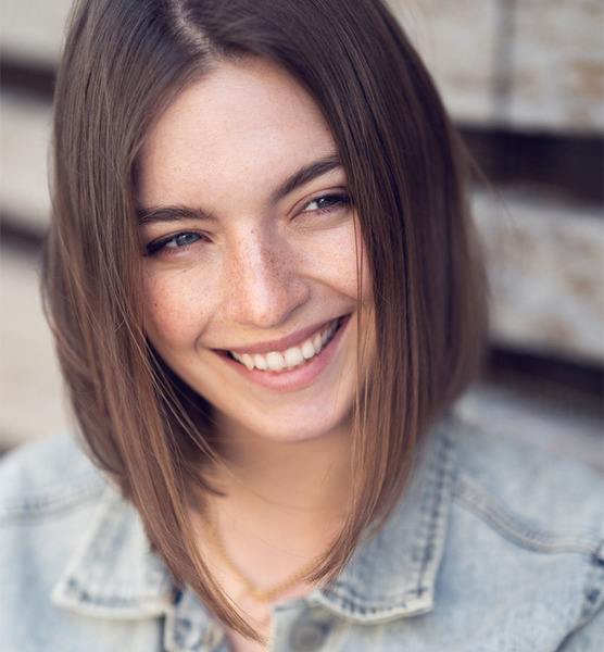 Anne H. – Fashion Sedcard-Foto 5 bei JustInCast