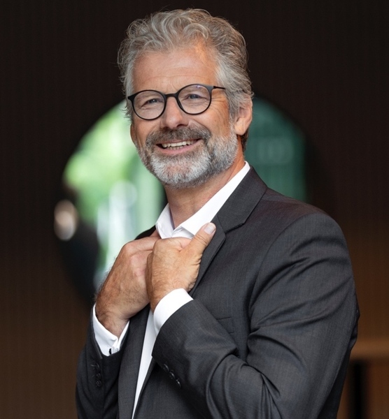 Bob L. – Fashion Sedcard-Foto 5 bei JustInCast